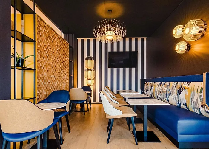 Ibis Centre Stanislas ホテル 3*